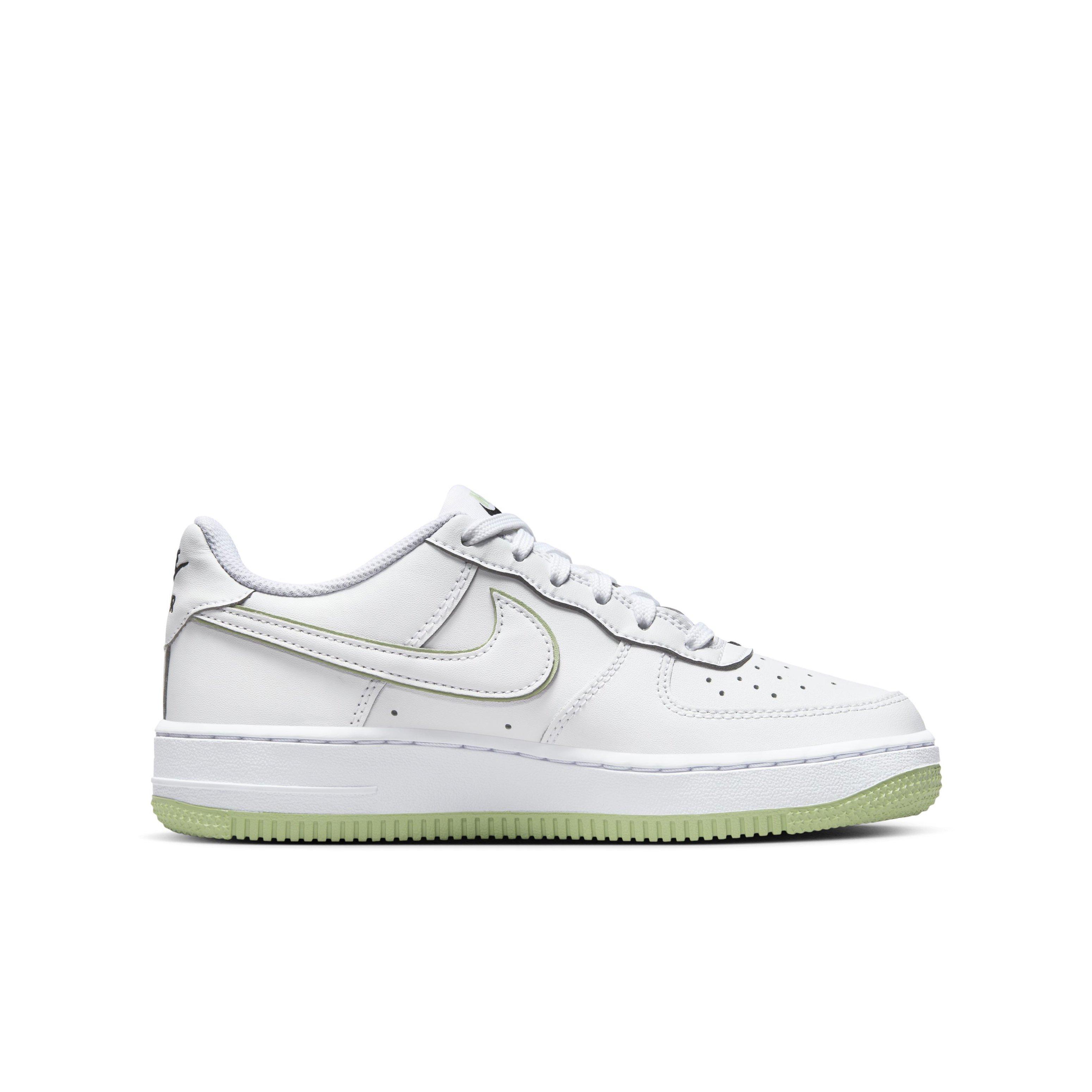 White air clearance forces for girls